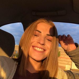 Meet your Posher, Megan